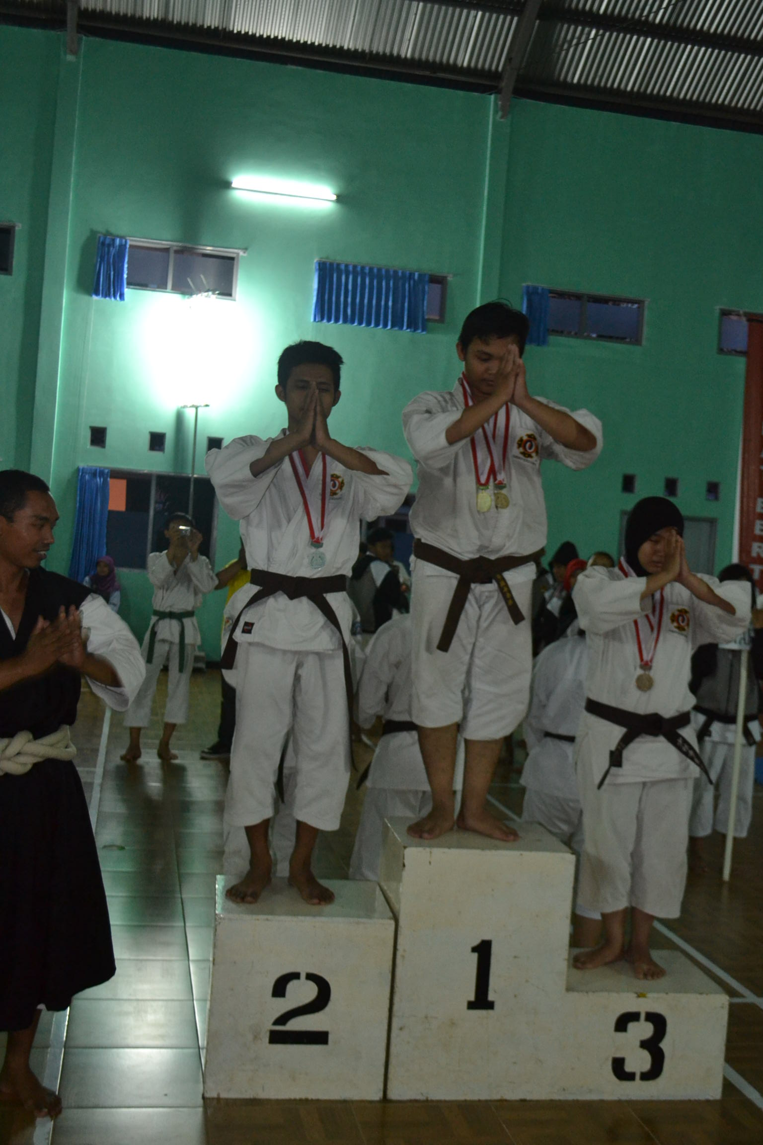 Foto Kejuaraan Daerah Tingkat Senior Cabang Olahraga Beladiri Kempo 2013 Kategori Embu Berpasangan Putra/Putri Kyu Kenshi