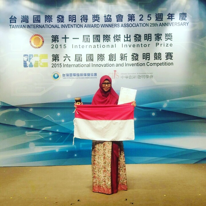 Foto Kompetisi The 3rd International Invention and Innovation Competition (IIIC) 2015 Kategori Environment-Energy and Carbon Reduction, Taipei, Taiwan