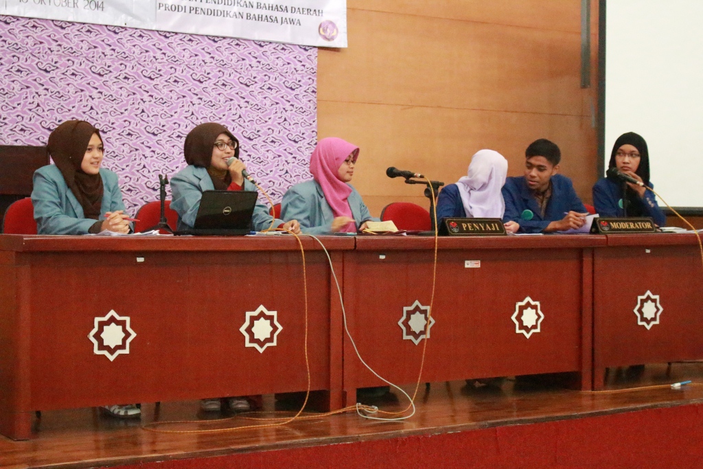 Foto Studi Banding Jurusan Pendidikan Bahasa Daerah UPI-UNY 2014