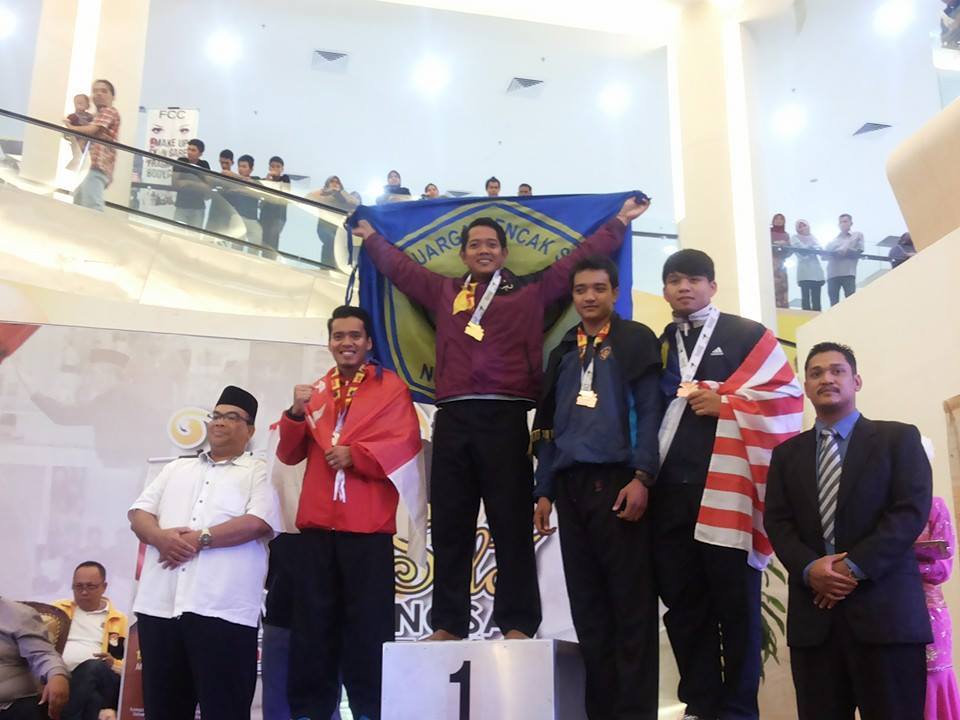 Foto Kelas H Putra dalam 5th Internasional Pencak Silat Championship Deputy Prime Minister Cup 2014 di Malaysia