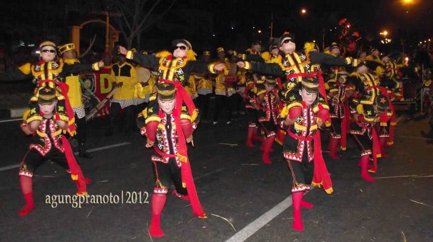 Foto Parade Budaya Jawa Tengah Tahun 2012