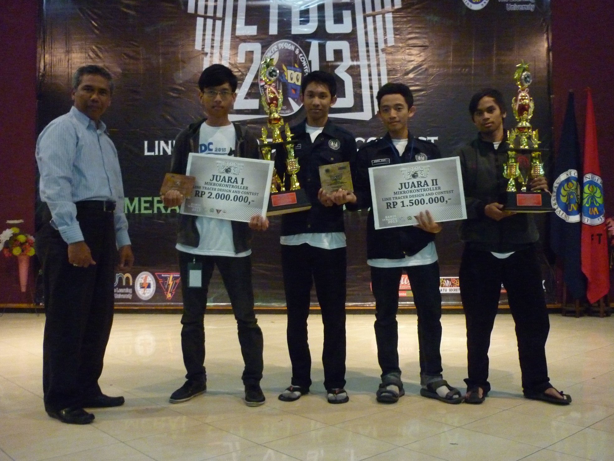 Foto LOMBA LTDC (LINE TRACE AND DESIGN COMPETITION)