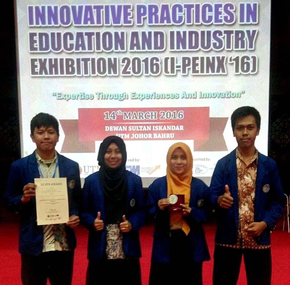 Foto Innovative Practices In Education And Industry Exhibition (I-PEINX 2016)