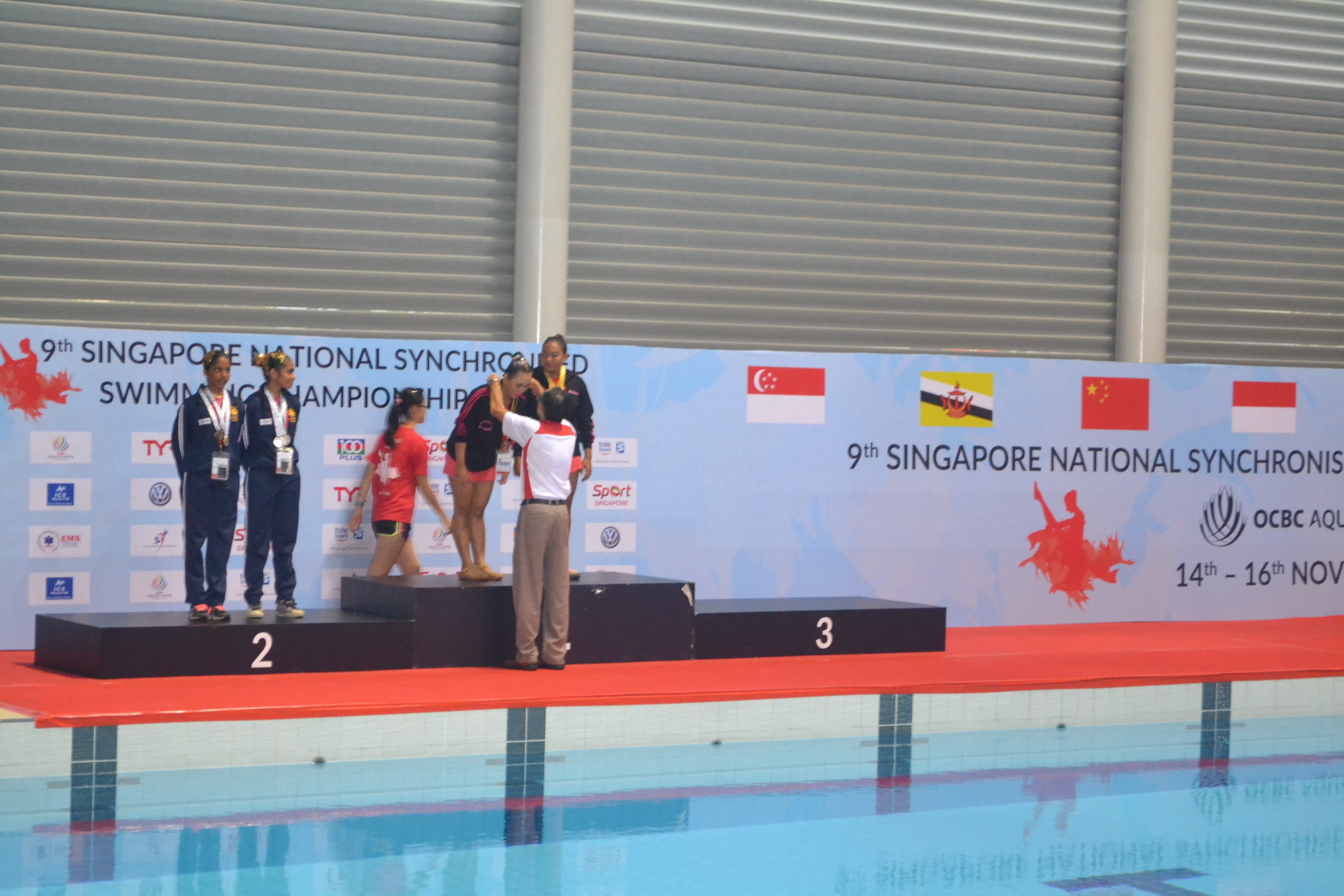 Foto 9 tahun kejuaraan nasional singapore renang indah 2014