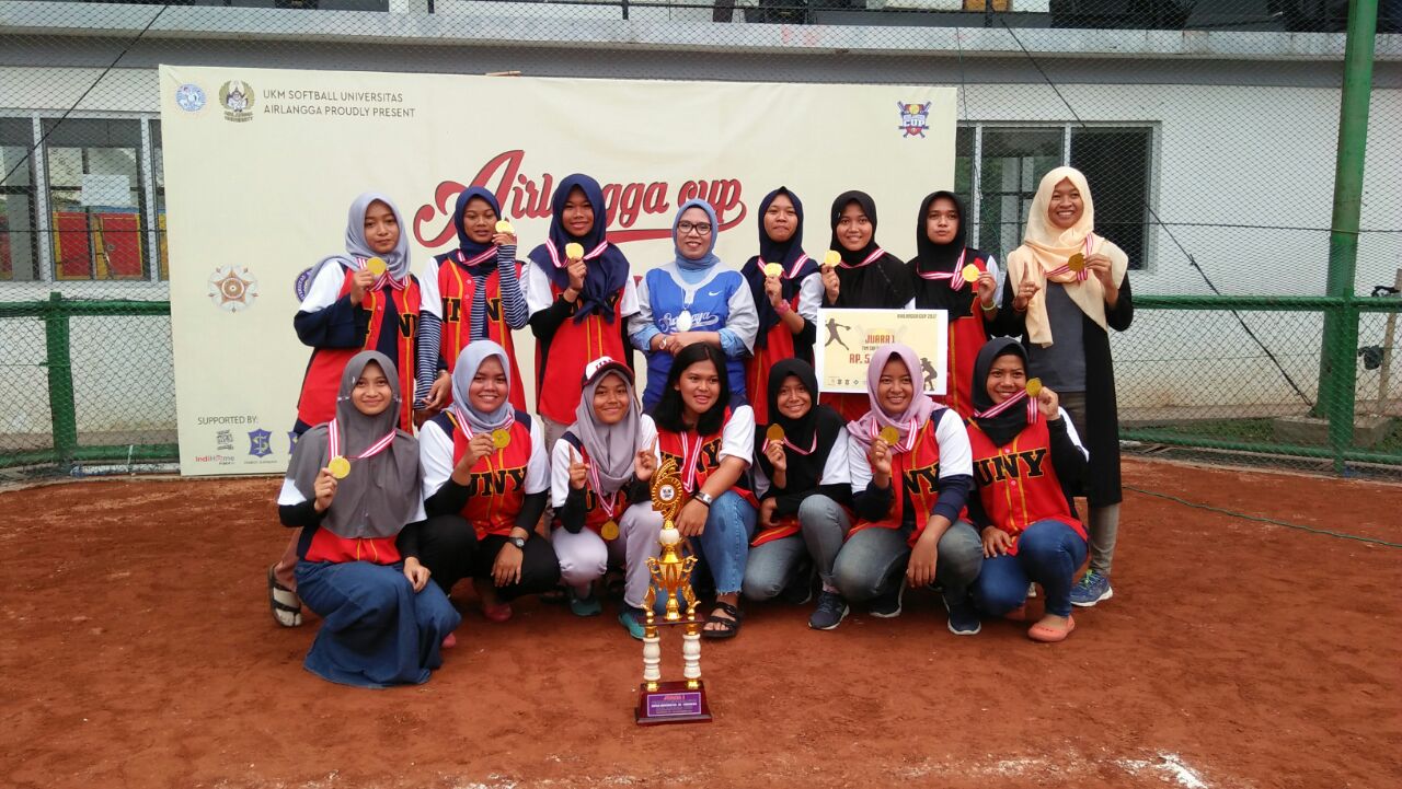 Foto Kejuaraan Softball Putra-Putri antar Perguruan Tinggi se-Indonesia Airlangga Cup 2017