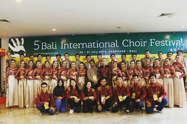 Foto 5th Bali International Choir Festival 2016 meraih Silver Medal pada kategori Choir Competition Mixed Choir 