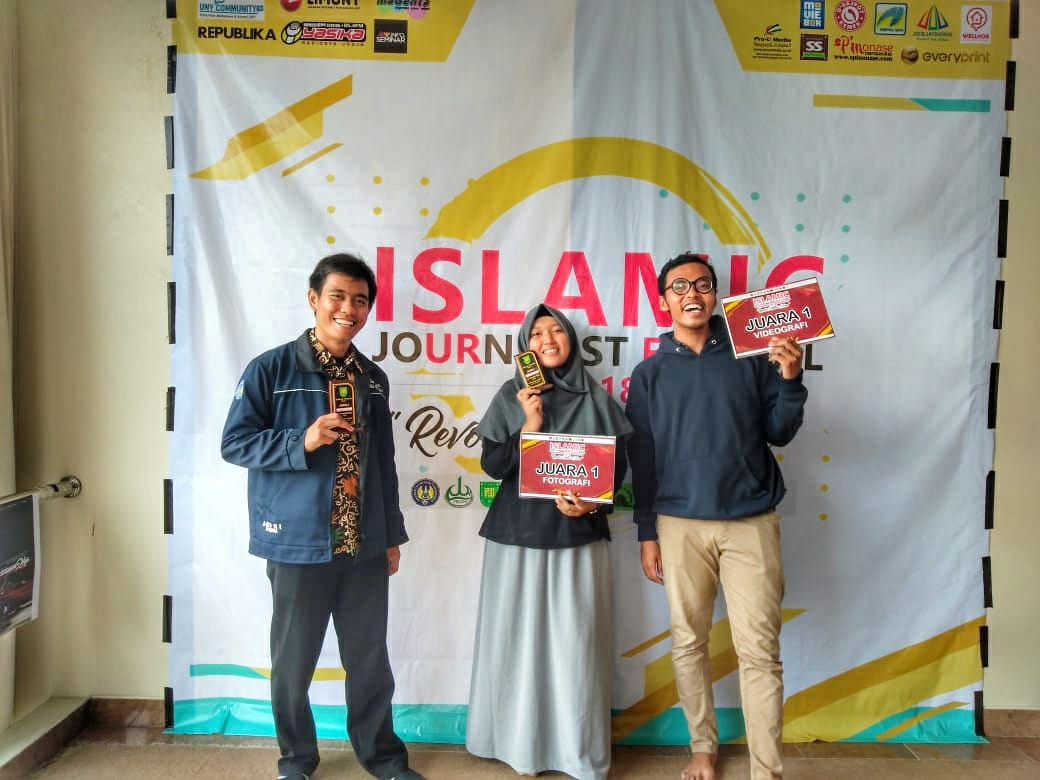Foto Lomba Fotografi Islamic Journalist Festival Competition 2018