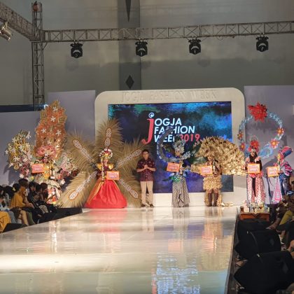 Foto Lomba Karnaval Jogja Fashion Week 2019