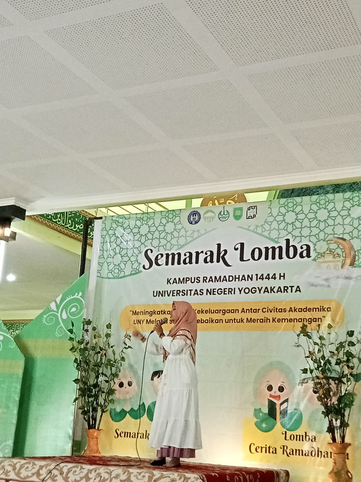 Foto Juara I Lomba Dai Kampus Ramadhan 1444 H