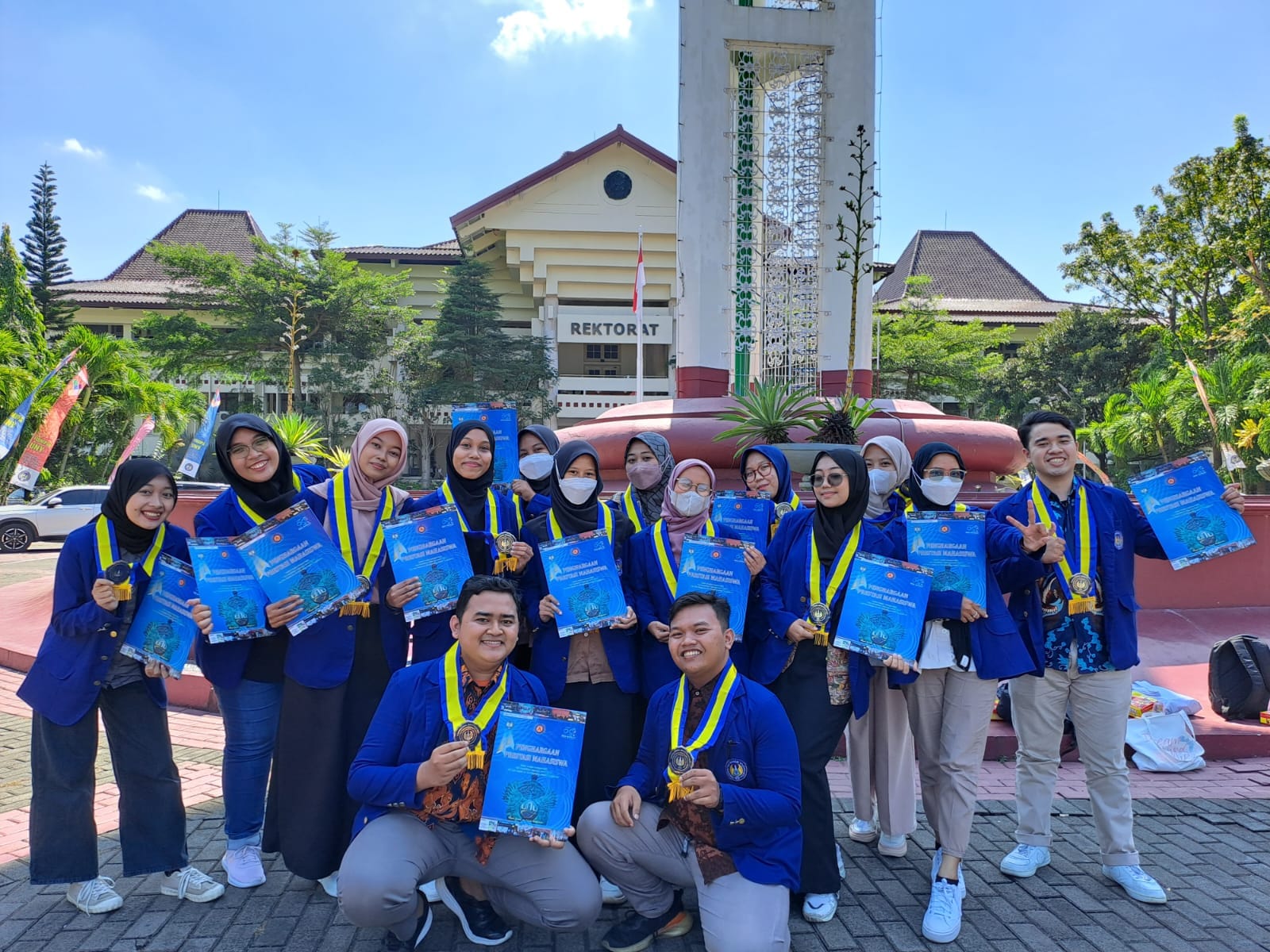 Foto Penghargaan Mahasiswa Berprestasi Universitas Negeri Yogyakarta Tahun 2023