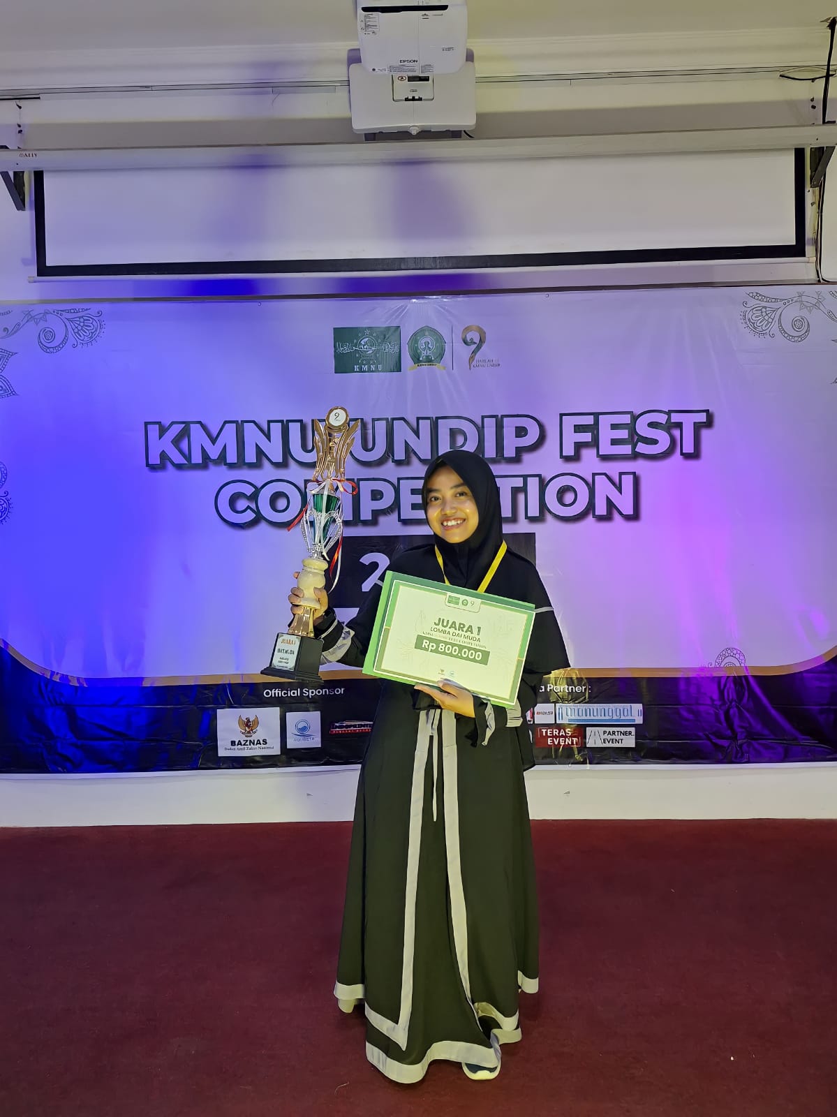 Foto KMNU UNDIP Festival Competition Se-Jateng & DIY 2023