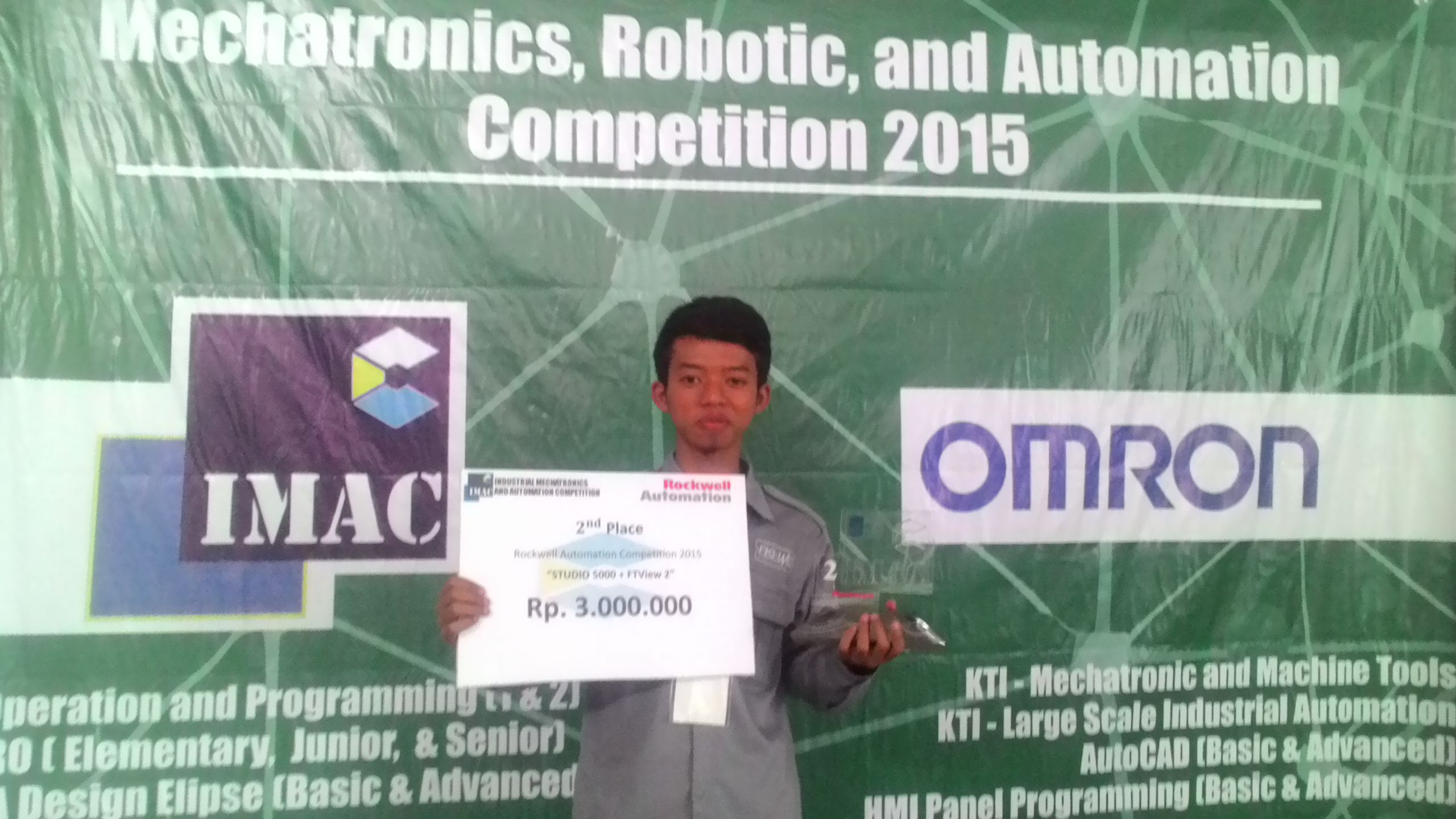Foto Studio 500 + FTView Competition 2, Rockwell Automation Competition, Industrial and Mechatronic Competition 2015