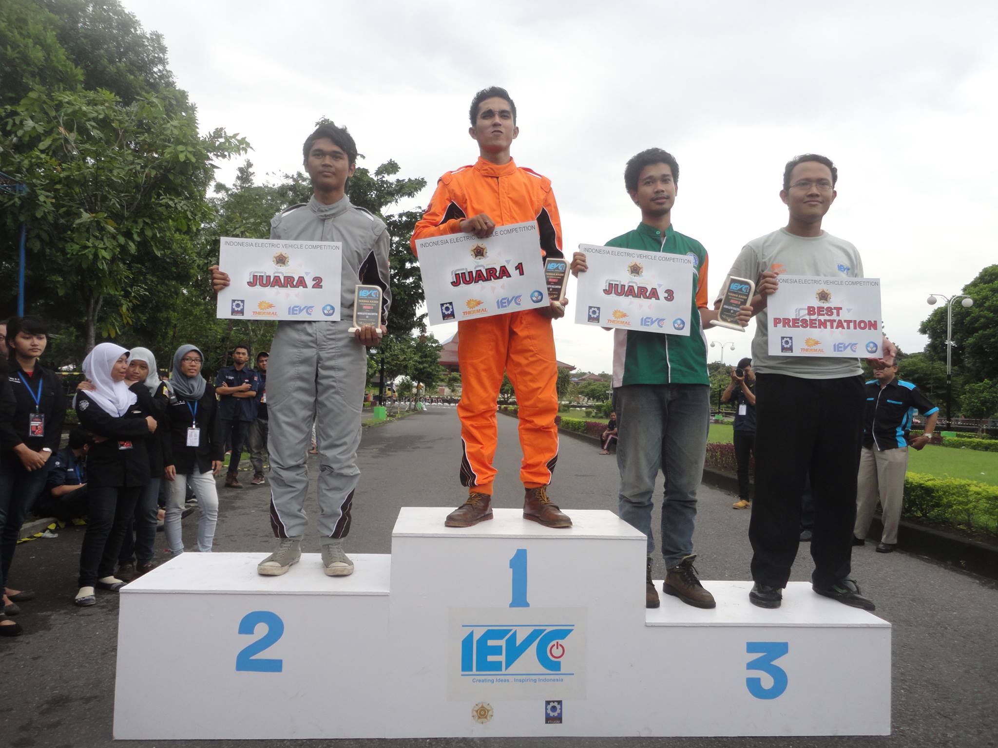 Foto Indonesia Electric Vehicle Competition 2013