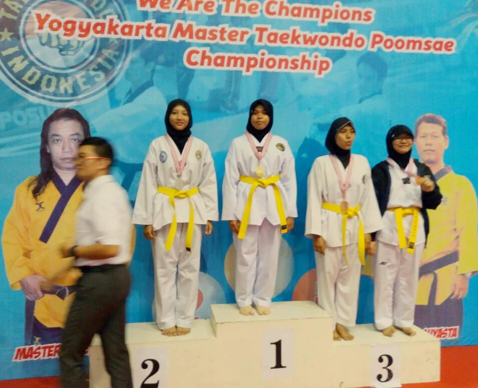 Foto Kejurda Poomsae: Yogyakarta Master Taekwondo Poomsae Championship II 2016