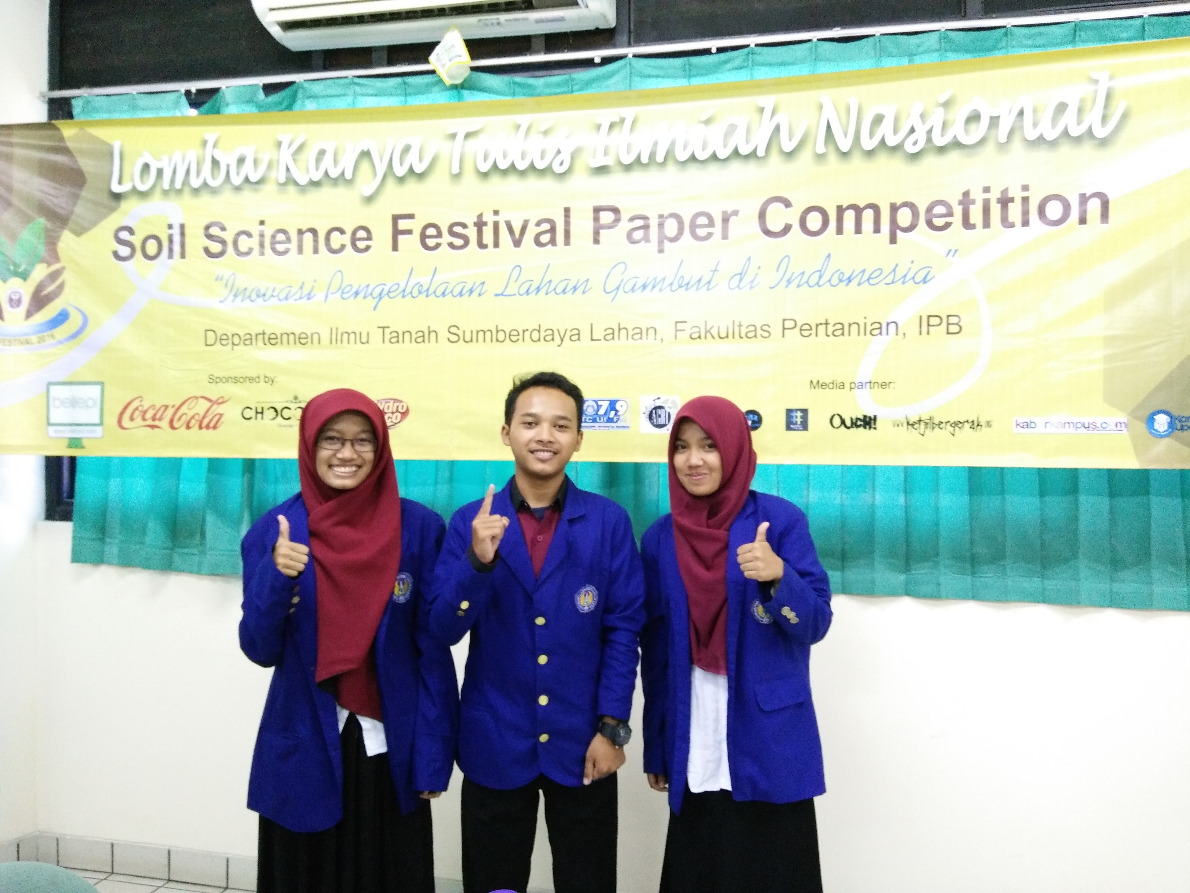 Foto Lomba Karya Tulis Ilmiah Nasional Soil Science Festival Paper Competition (SCIFIC) 2016