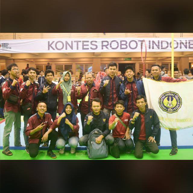 Foto Kontes Robot Indonesia Nasional 2018