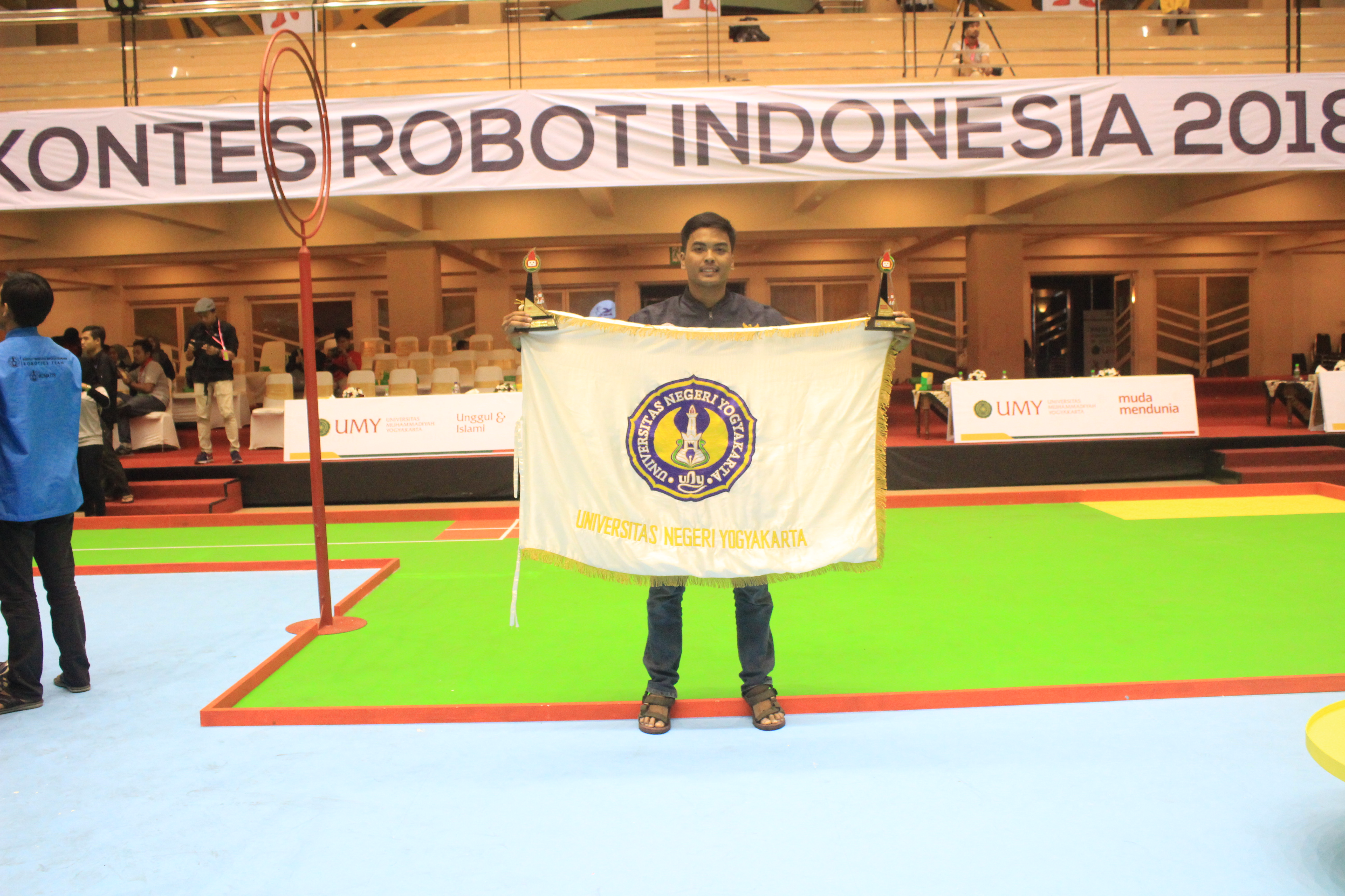 Foto Kontes Robot Indonesia Nasional
