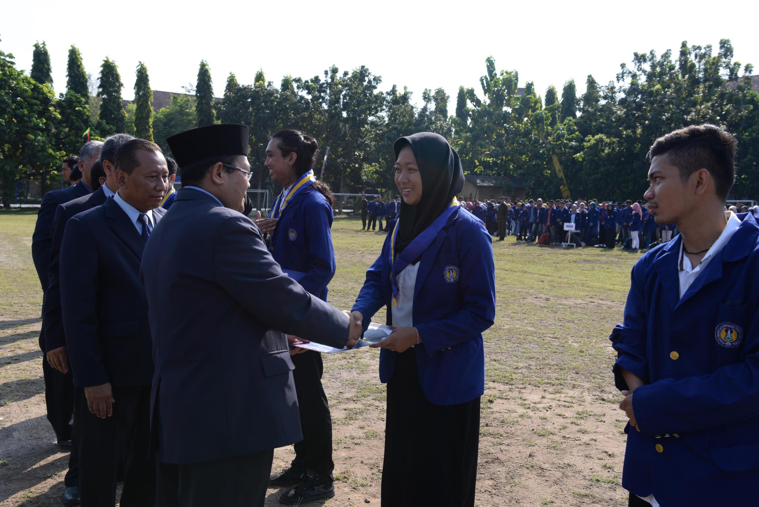 Foto Penghargaan Mahasiswa Berprestasi Universitas Negeri Yogyakarta