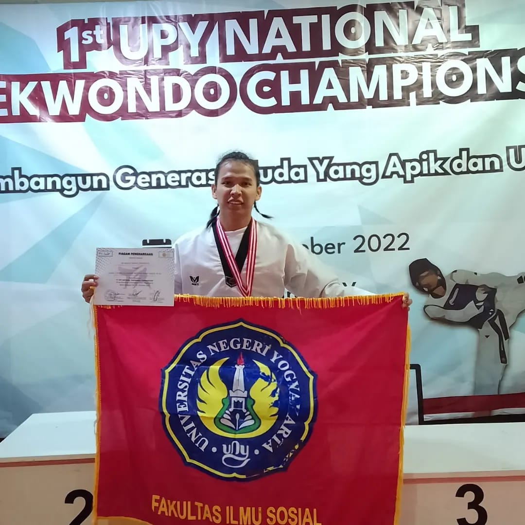 Foto Kejuaraan Nasional Taekwondo UPY 1