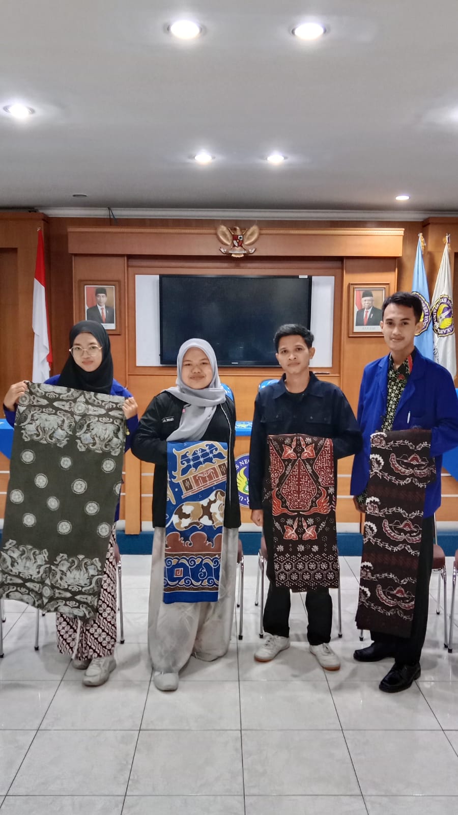 Foto Lomba Desain Batik Etnosains Pewarna Alami dengan tema 