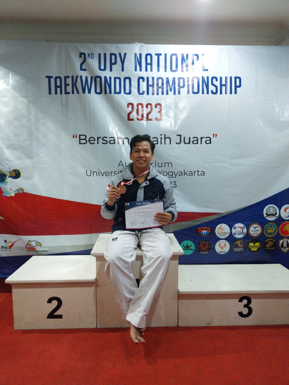 Foto Kejuaraan Nasional Taekwondo UPY Cup 2